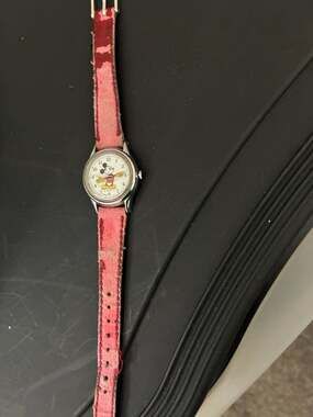 Vintage Disney Minnie Mouse Watch. V515-6080 A1